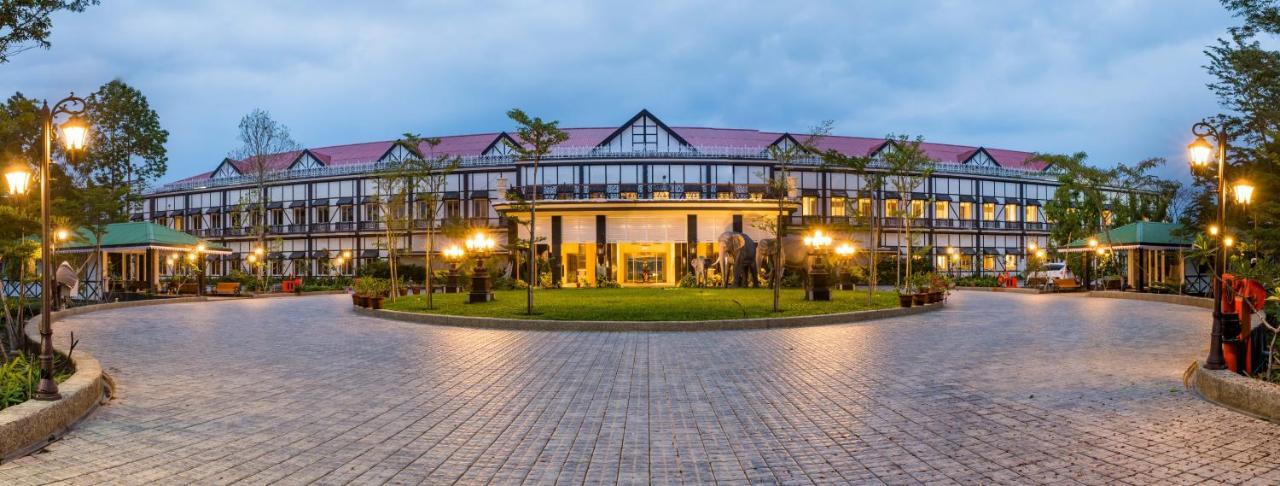 Mayfair Tea Resort Siliguri Bagian luar foto
